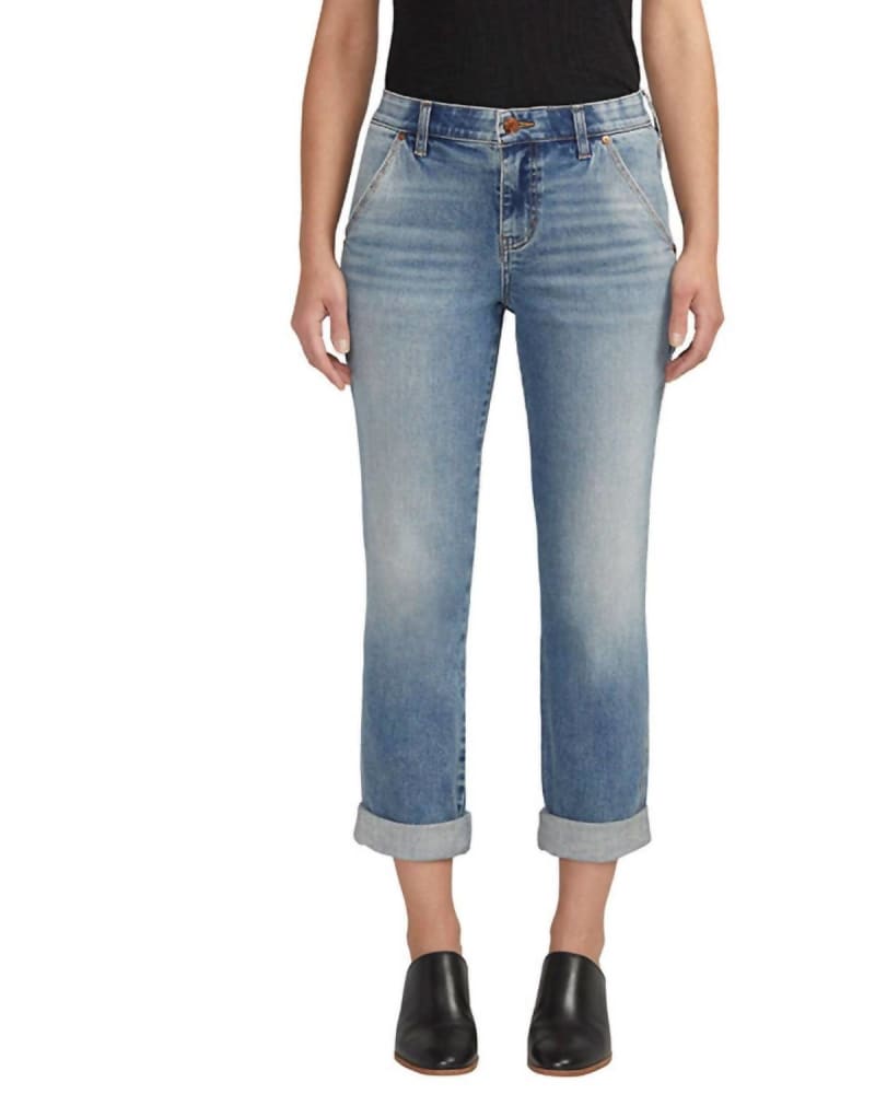 Front of a model wearing a size 10 Carter Mid Rise Girlfriend Jean In Mariner Blue in Mariner Blue by JAG. | dia_product_style_image_id:350506